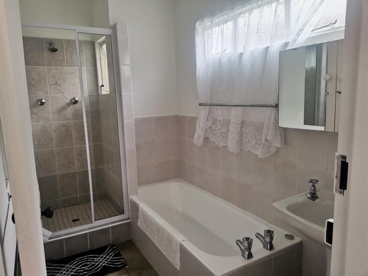 Sani Window B&B And Self Catering Underberg Ngoại thất bức ảnh